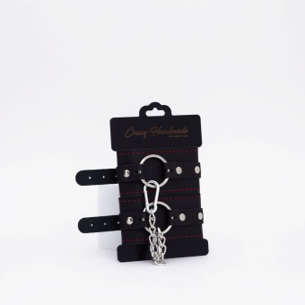 Черно-красные кожаные оковы