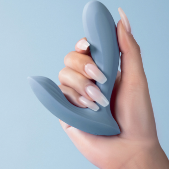 Вибратор Svakom Erica с управлением от приложения голубой