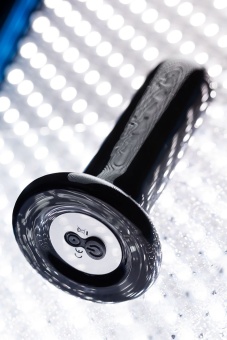 Стеклянный мини-вибратор Sexus Glass чёрный